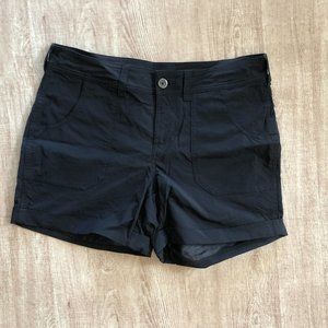 the North Face trekking hiking black shorts NEW 8